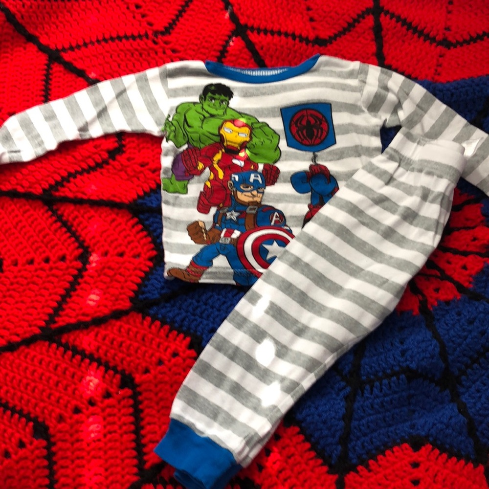 Marvel 4T superhero pjs